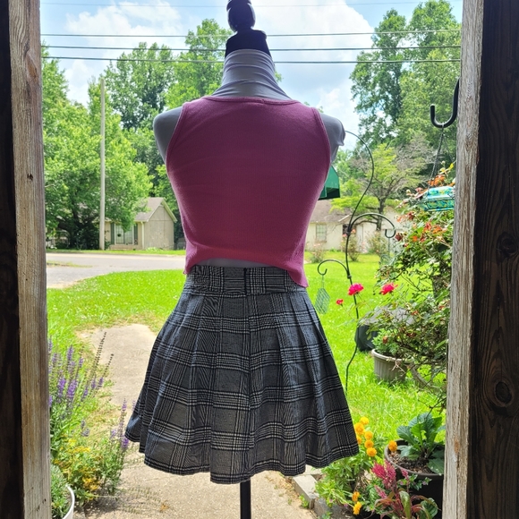 CLEANOUT SALE Gingham Mini Skater Skirt - Picture 2 of 3